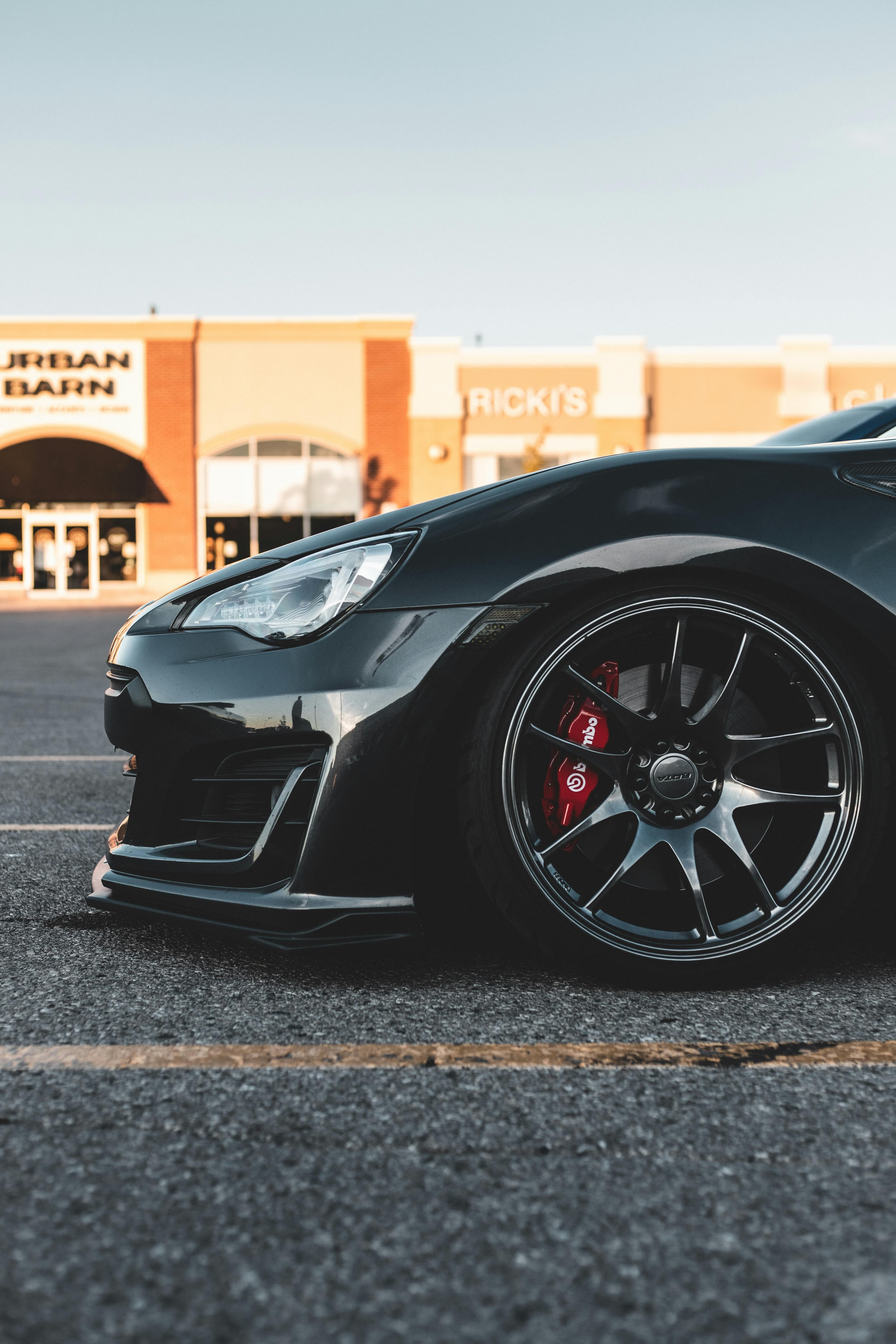 Customer support tire specialist