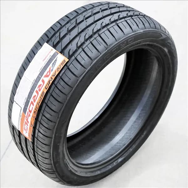 Arroyo GRAND SPORT A/S 265/35R19 tire
