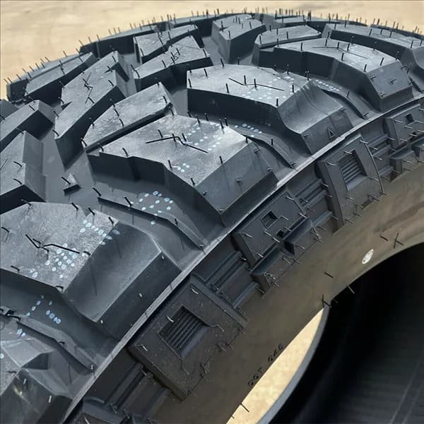 37X13.50R22LT GOODTRIP GS-67 M/T 128Q 12PLY tire