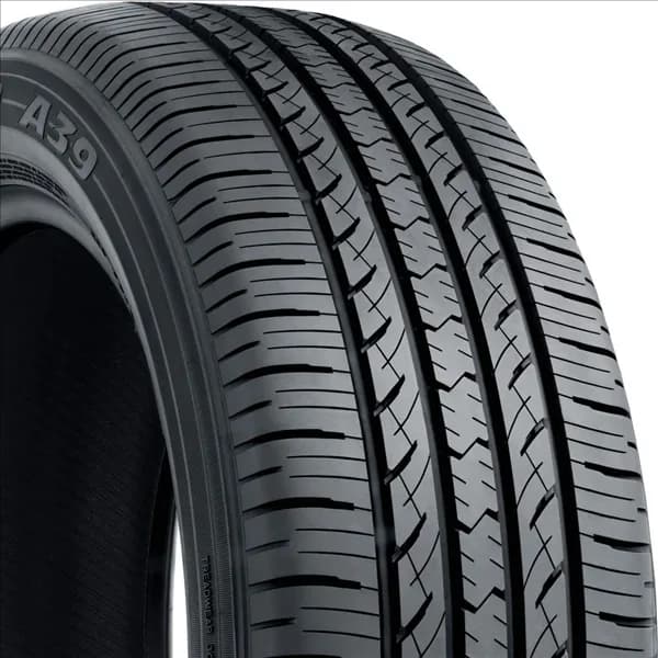 Toyo OPEN COUNTRY A39 235/55R19 tire