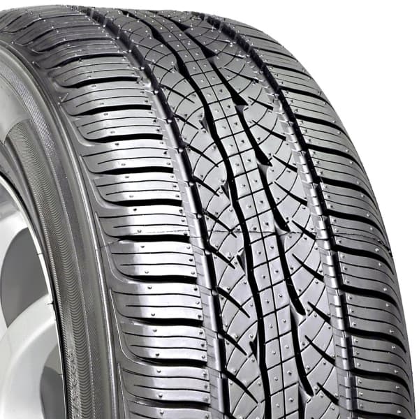 P215/70R16 KUMHO SOLUS KR21 99T