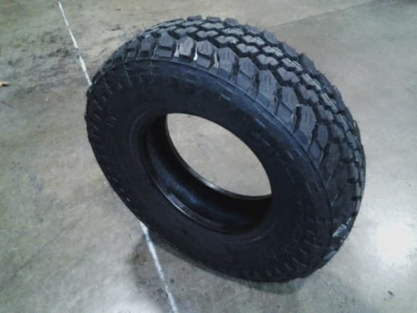 LT285/70R17 BUCKSHOT M/T MUDDER JC52 121/118Q 8PLY 1