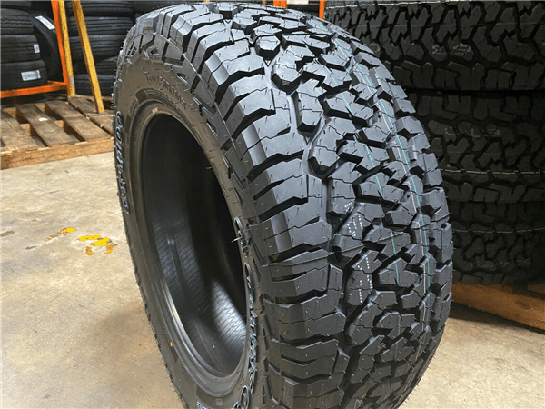 LT235/65R18 COMFORSER CF1100 A/T 110/107S 8PLY 1