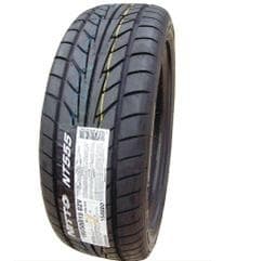 265/40R22 NITTO NT-555